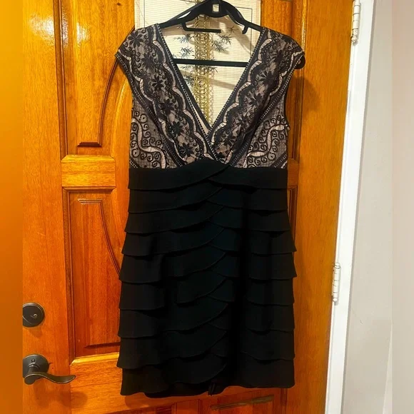 Jessica Howard | Dresses | Nwt Jessica Howard Nude Lace Black Layered Dress  Size 2 | Poshmark